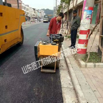 手扶單輪壓路機(jī)